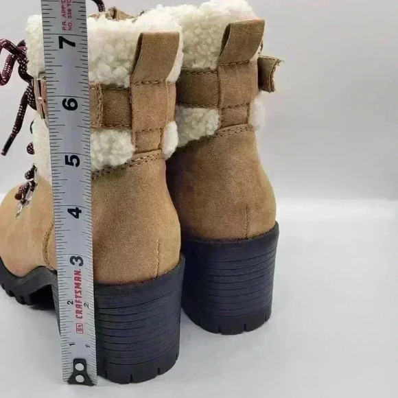Madden Girl Womens Hayess Faux-Fur Lug Sole Hiker Booties, LT BEIGE, Size 5M - Picture 4 of 11